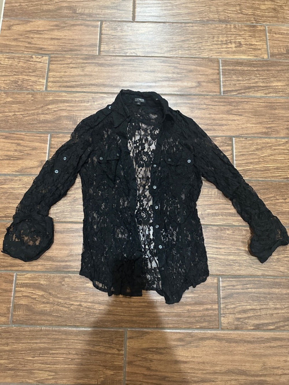 Express lace top size medium